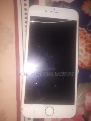 Apple iPhone 6s 64GB Silver (Farin Gilashi Ya Fasa)