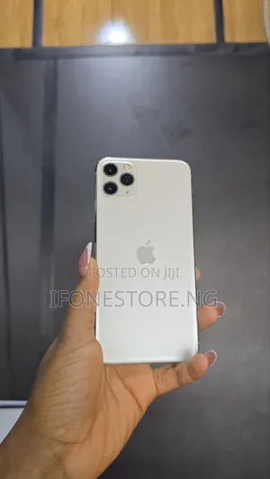 Apple iPhone 11 Pro Max 256GB White (Used)