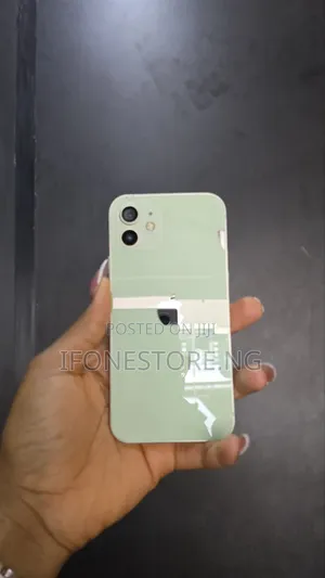 Apple iPhone 12 64GB Koren (Amfani)