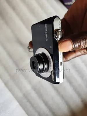 Samsung PL100 Digital Camera - An Kadan Amfani