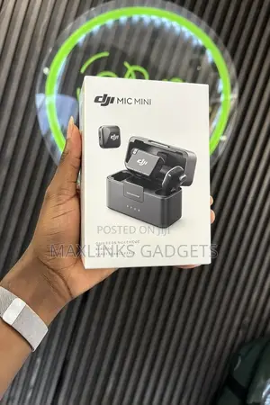 DJI Mic Mini Wireless Microphone System (2 Transmitters + 1 Receiver)