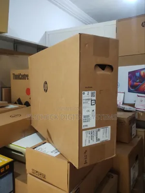 Sabon HP ProOne 240 G10 All-in-One 24" FHD, i7, 8GB RAM, 512GB SSD