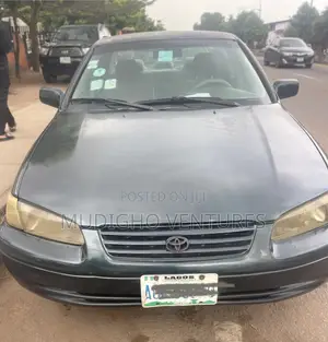 Toyota Camry Automatic 1999 Grey