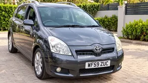 Toyota Verso 1.6 2009 Grey