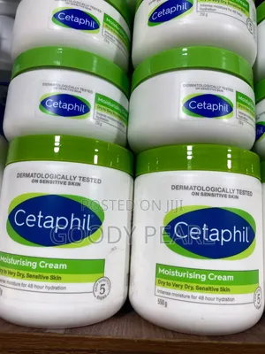 Cetaphil Moisturising Cream - Fata Mai Kuruciya Zuwa Fata Mai Hankali