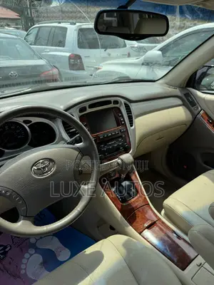 Toyota Highlander Limited V6 SUV na 2005