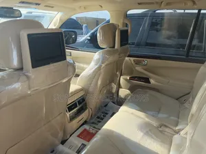 Lexus LX 570 (5 Seats) AWD 2017 Black
