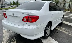 2005 Toyota Corolla S