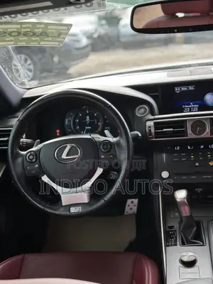 Lexus IS 300 AWD 2017 White