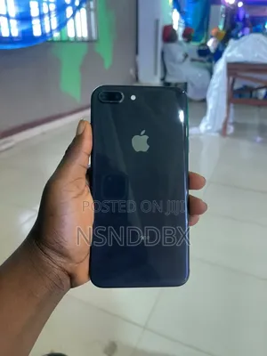 Apple iPhone 8 Plus 64GB Baki