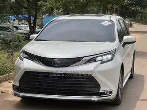 Toyota Sienna 2022 - Wadda Aka Shigo Da Shi
