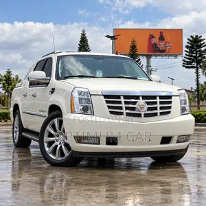 Cadillac Escalade EXT 2013 Fari
