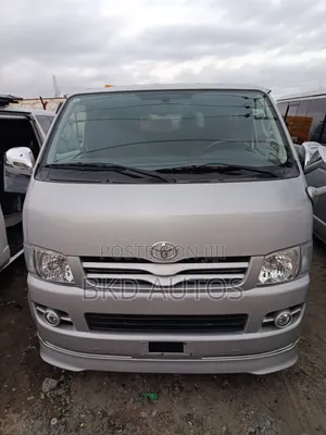 Toyota HiAce 2012 Bus - Foreign Used