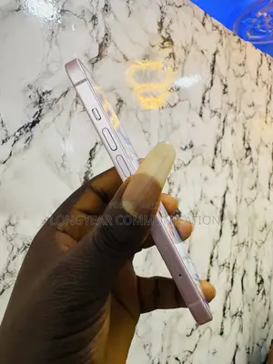 Apple iPhone 15 128GB Pink
