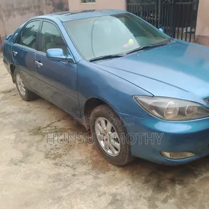 Toyota Camry 2004 Blue