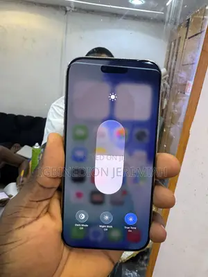 Apple iPhone Air 256GB Zinariya