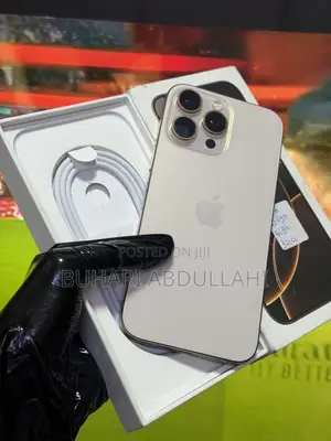 Apple iPhone 16 Pro Max 256GB Rose Gold