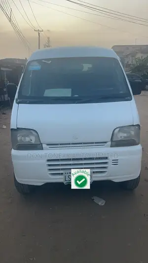 Suzuki Every 2009 Fari