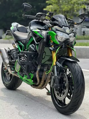 Kawasaki Z900RS 2022 Kore