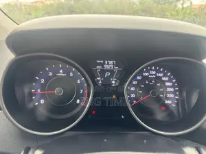 Hyundai Elantra Limited 2012 Baki