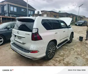 Lexus GX 2012 Fari