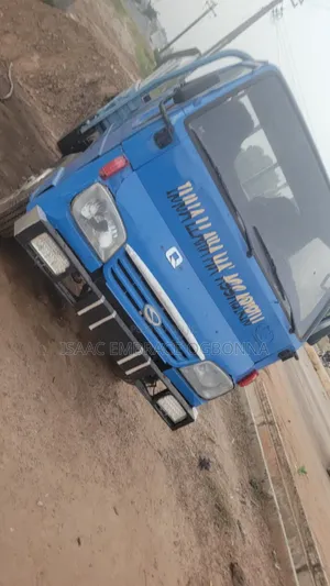Mitsubishi Canter Truck Mai Amfani - Lafiya Lau