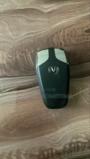 Changan UNI-K 2.0 Petrol FWD SUV 2022 Fari