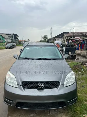 2004 Toyota Matrix XR Hatchback AWD