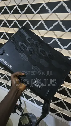 MSI Katana GF76 Laptop - 16GB RAM, Intel Core i7, 512GB SSD