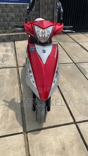 Kymco Agility 125cc Scooter 2022 Red