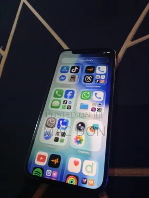 Apple iPhone 12 Pro 256GB Baki