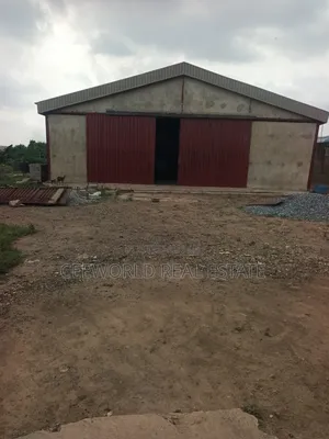 Filin 1000sqm da Ware na 800sqm don Sawa a Toll Gate, Ibadan
