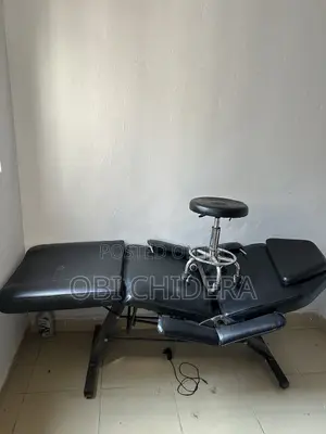 Lash Extension Bed and Stool