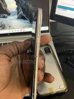 Apple iPhone XS 64GB Fari (Bakin Gilashi Ya Fasa)