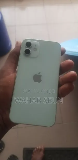 Apple iPhone 12 64GB Kore