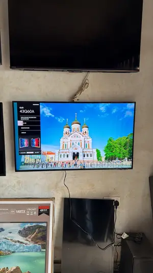 Samsung 43-Inch QLED Smart TV (43Q60A) Mai Amfani