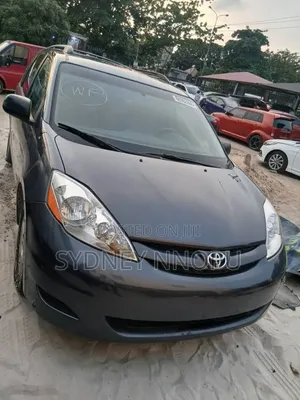 Toyota Sienna 2008 Grey
