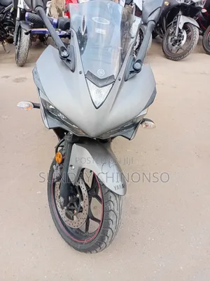 Yamaha R3 2023 Black