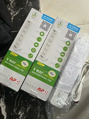 APC Soket Mai Kariyar Lantarki