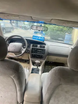 Toyota Avalon 3.0 Sedan 2000 Brown