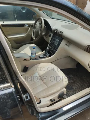 Mercedes-Benz C240 2.6 4MATIC AWD 2006