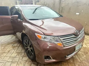 Toyota Venza V6 2010 Brown