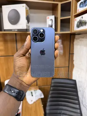 Apple iPhone 15 Pro 128GB Blue