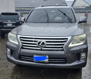 Lexus LX 570 SUV 2012 Gray