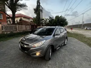 2011 Hyundai Tucson GLS FWD SUV