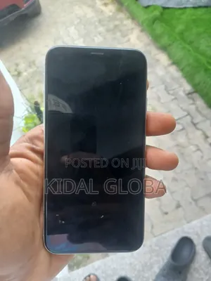 Apple iPhone X 256GB White (Amfani, Matsalar Baturi)