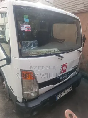 Nissan Truck Mai Sanyi 2004 Fari