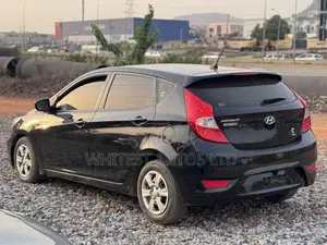 2015 Hyundai Accent GS 4dr Hatchback (1.6L 4cyl 6A) Black