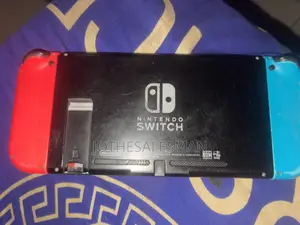Nintendo Switch (Tsara ta Farko) - An Yi Amfani Dashi Da Wasanni 8