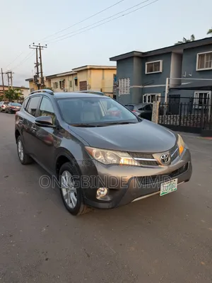 2016 Toyota RAV4 Limited FWD SUV - Brown